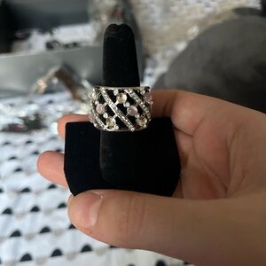 Silver and white rhinestone ring #glamour #partyring
